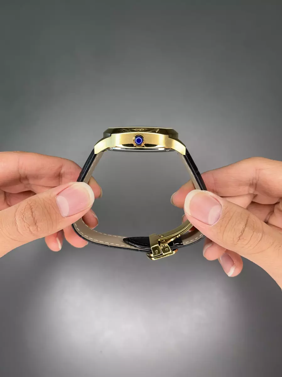 ساعت مچی کارتیه اوپن هارت بند چرمی صفحه سفید Cartier