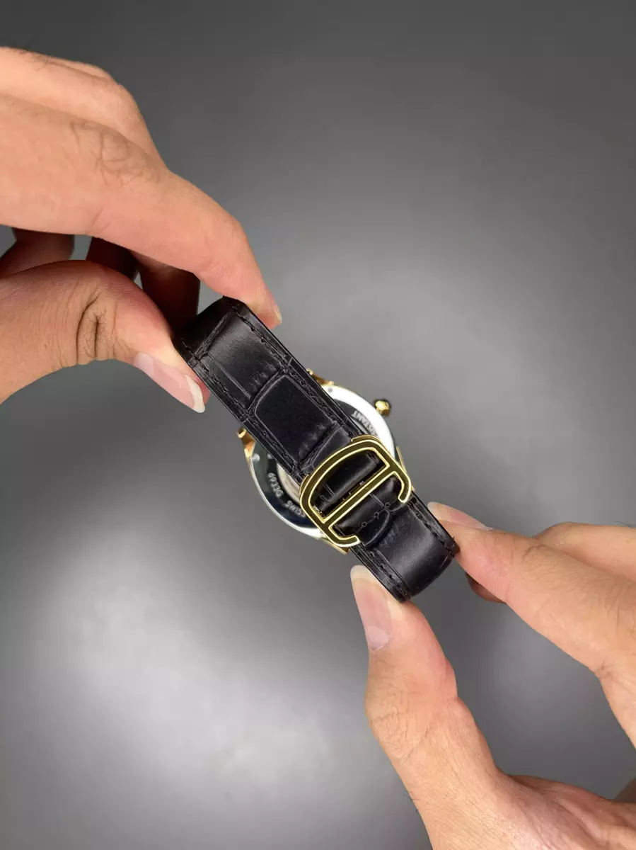 ساعت مچی کارتیه اوپن هارت بند چرمی صفحه سفید Cartier