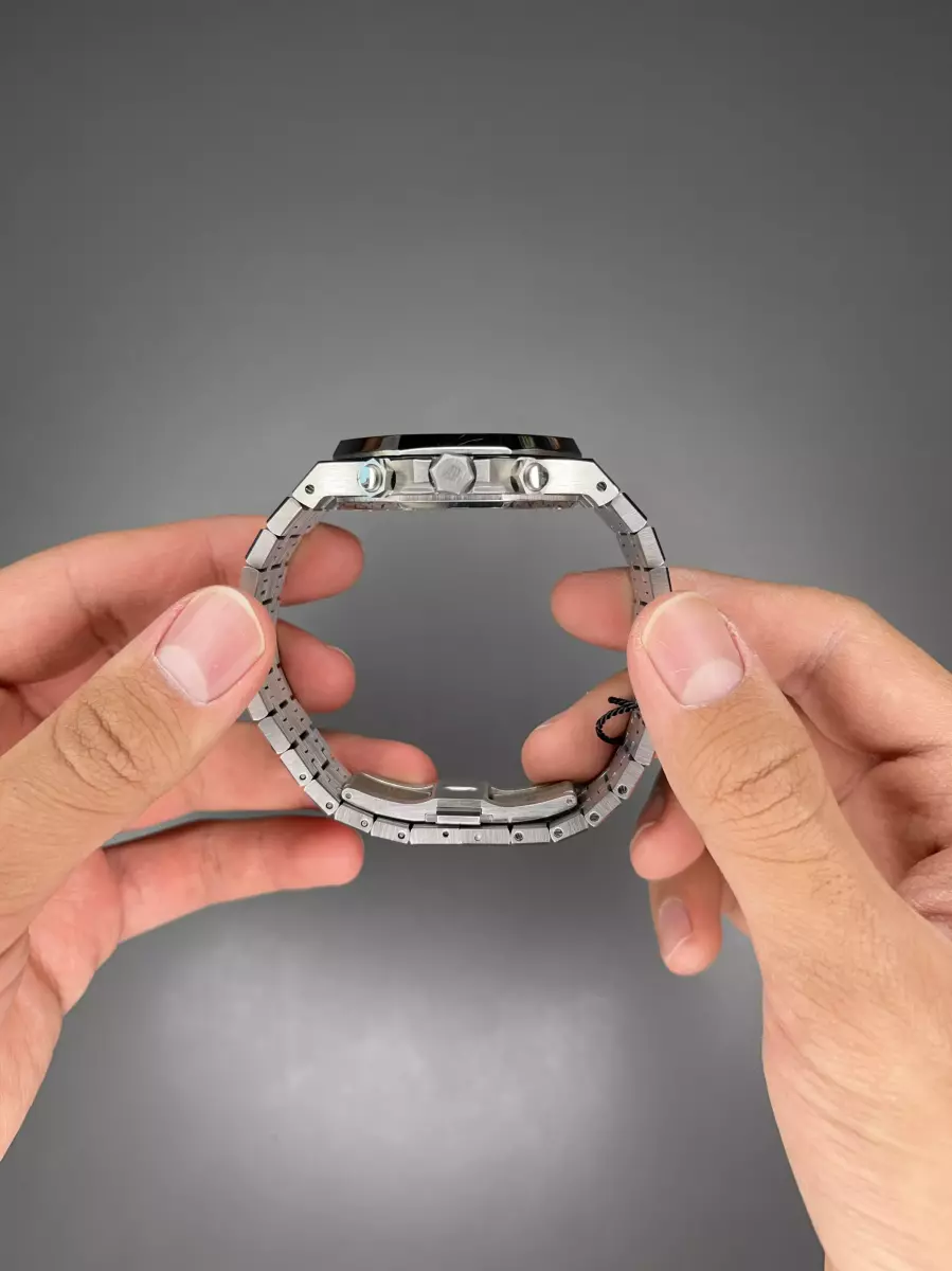 ساعت مچی اودمار پیگه کورنوگراف بند سیلور صفحه سرمه ای Audemars Piguet