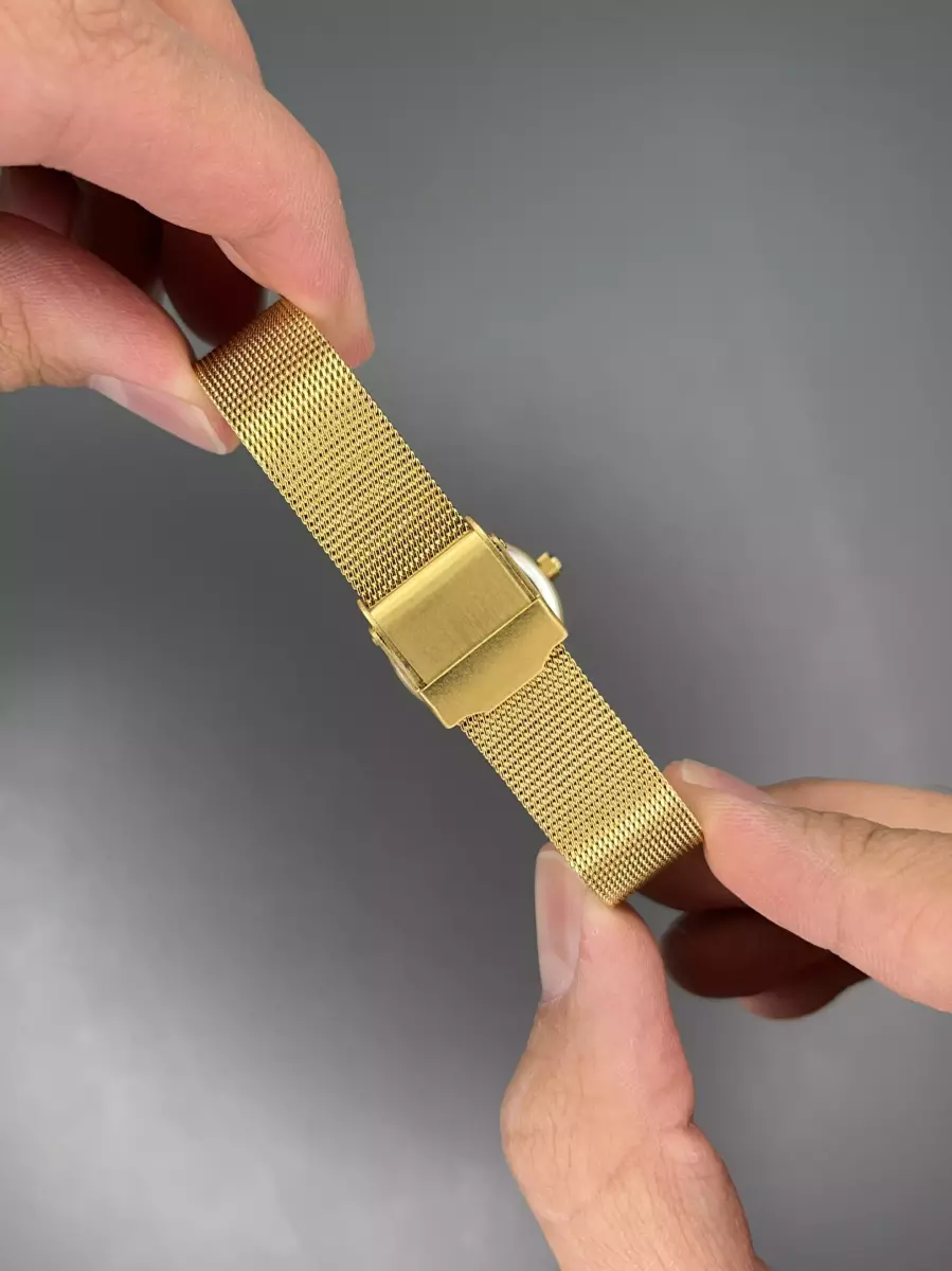 ساعت مچی برینگ بند حصیری طلایی صفحه سفید Bering