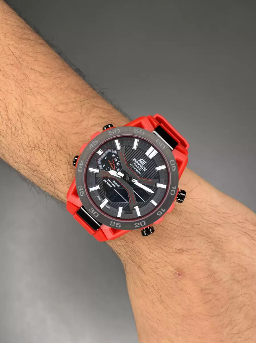 ساعت مچی کاسیو ادیفایس بند رابر قرمز Casio Edifice