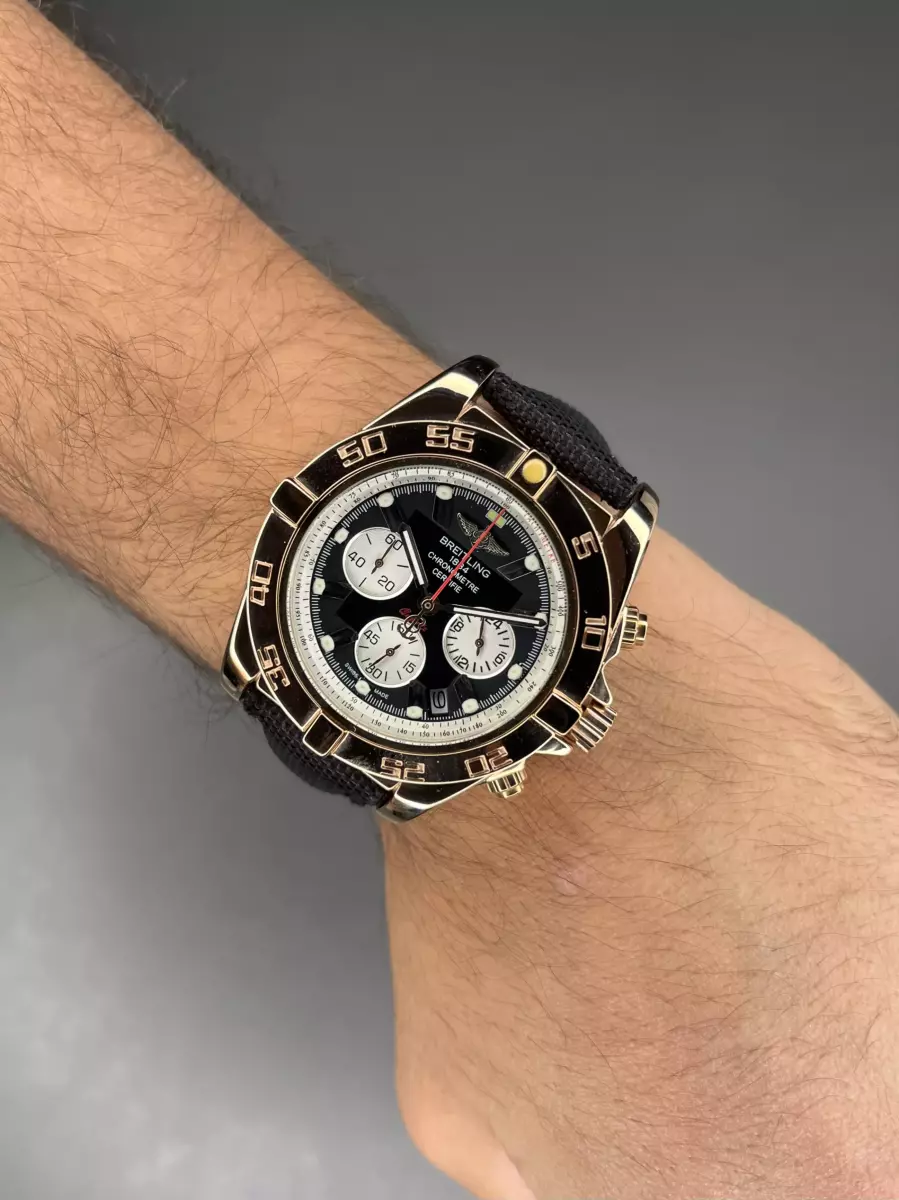 ساعت مچی برایتلینگ بند برزنتی مشکی Breitling