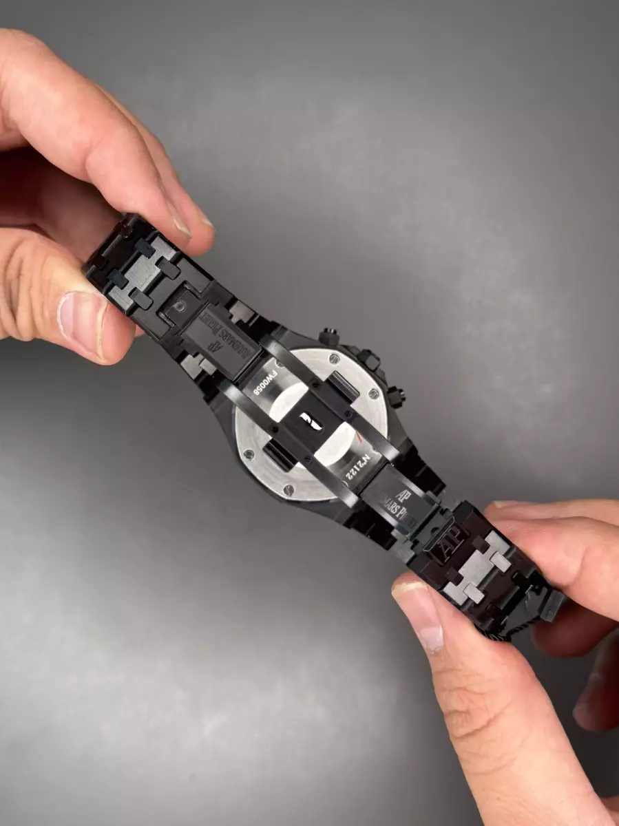 ساعت مچی اودمار پیگه کورنوگراف تمام مشکی Audemars Piguet