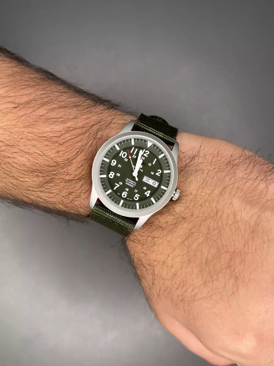 ساعت مچی سیکو خلبانی سبز بند برزنتی Seiko