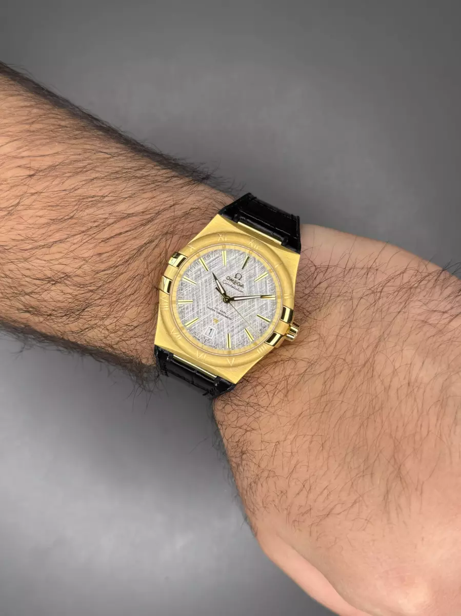 ساعت مچی امگا کانستلیشن قاب طلایی صفحه سفید Omega Constellation