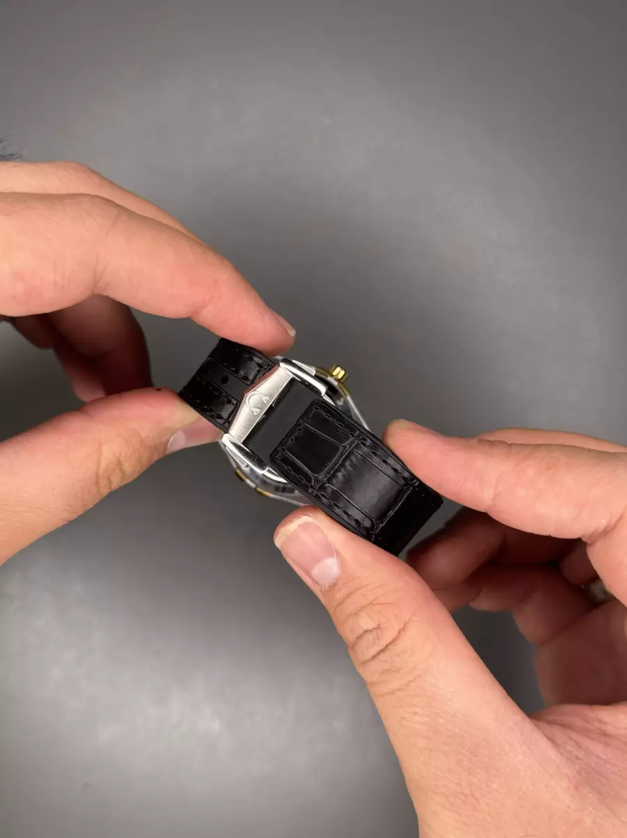 ساعت مچی امگا کانستلیشن قاب سیلور صفحه مشکی Omega Constellation