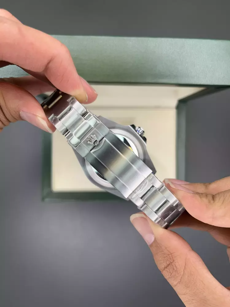 ساعت مچی رولکس سابمارینر اتوماتیک سیلور صفحه سبز Rolex Submariner