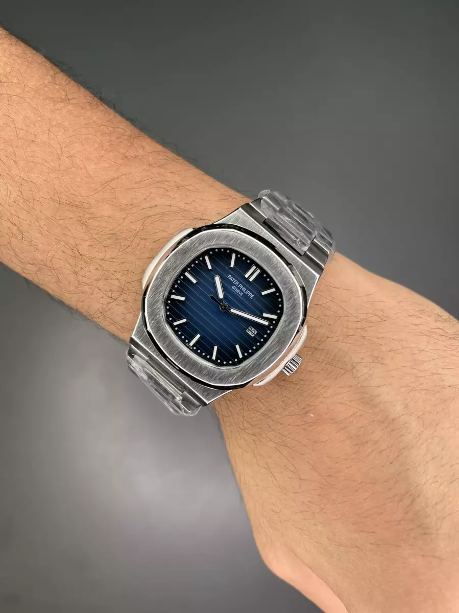 ساعت مچی پتک فیلیپ ناتیلوس سیلور صفحه سرمه ای Patek  Philippe Nautilus