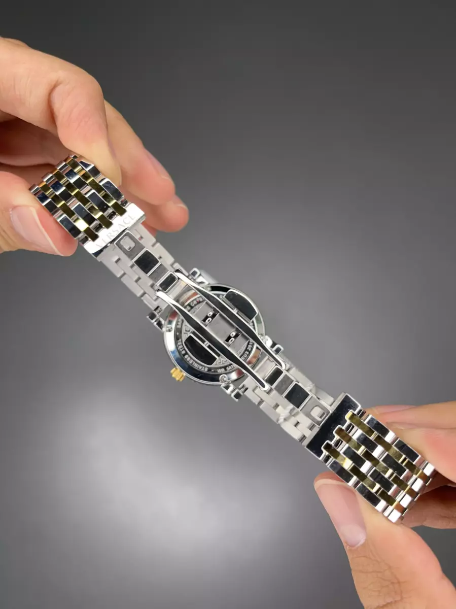 ساعت مچی ورساچه دورحکاکی سیلورطلایی صفحه طلایی Versace Greca