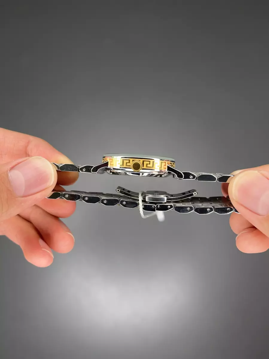 ساعت مچی ورساچه دورحکاکی سیلورطلایی صفحه طلایی Versace Greca