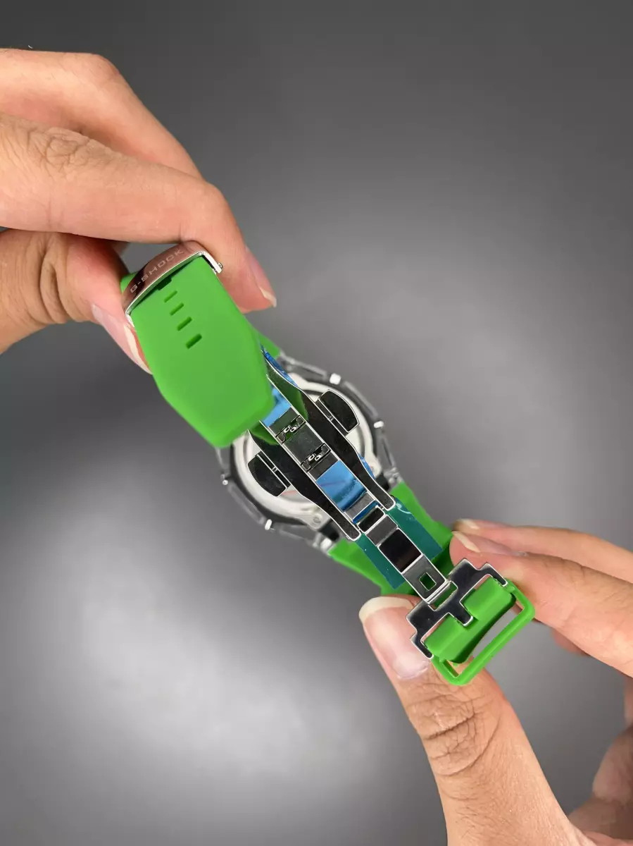 ساعت مچی کاسیو جی-شاک بند سبز Casio G-SHOCK GA-2100