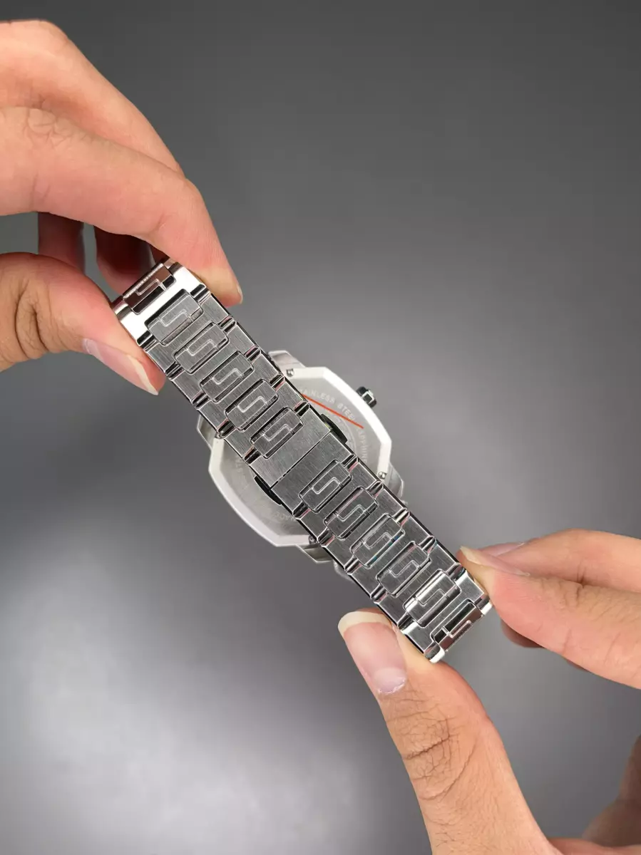 ساعت مچی ورساچه بند سیلور صفحه مشکی Versace Dylos