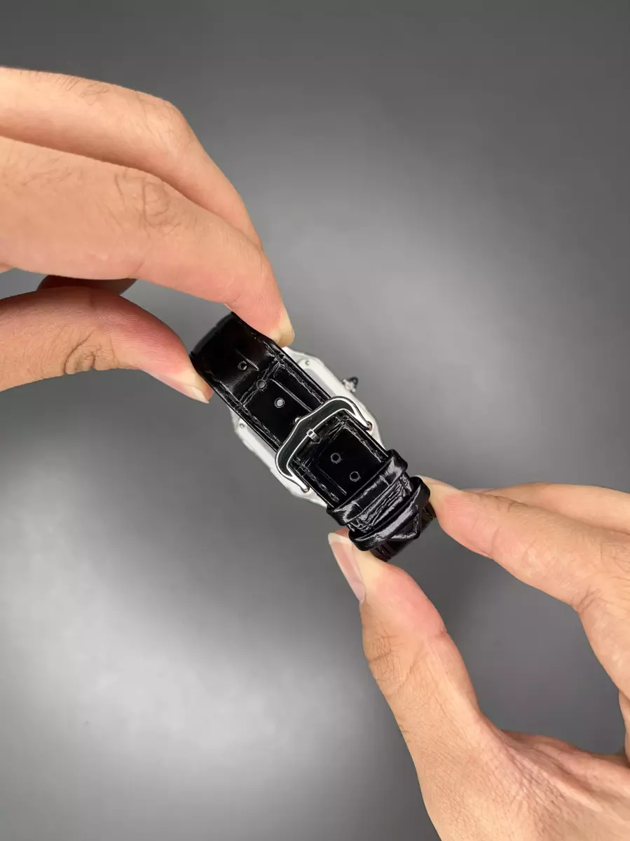 ساعت مچی کارتیه دومونت بند چرمی مشکی صفحه سفید Cartier