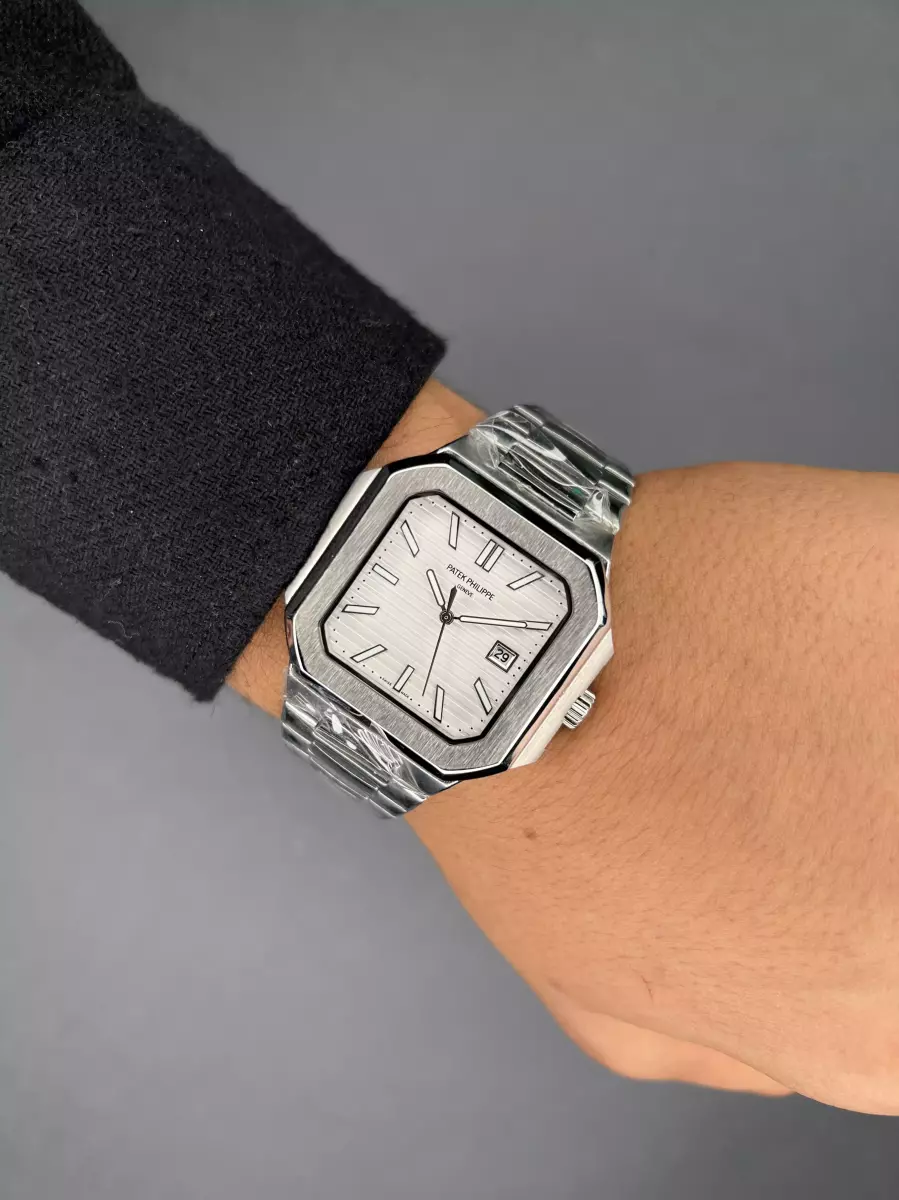 پتک فیلیپ کوبیتوس صفحه سفید Patek Philippe Cubitus