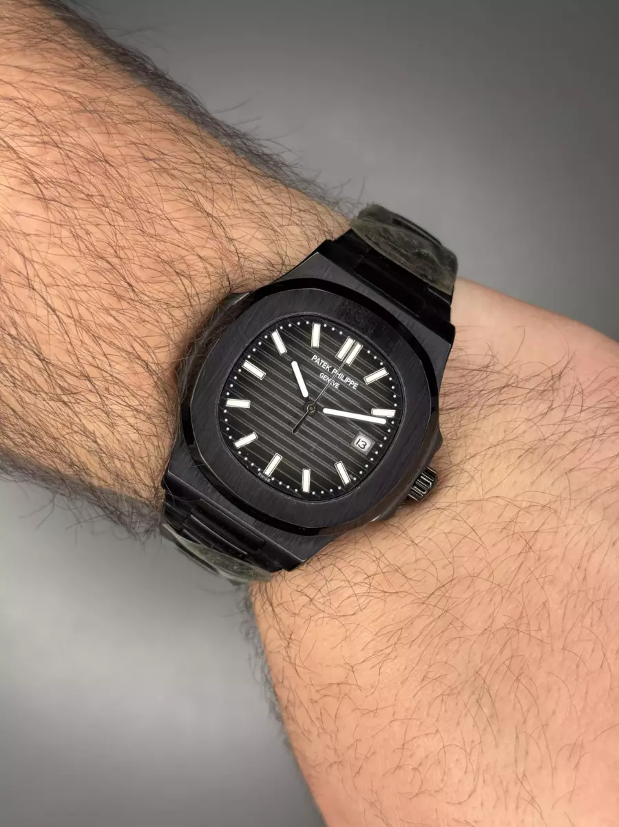 ساعت مچی پتک فیلیپ مشکی موتور اتوماتیک صفحه دودی Patek Philippe Nautilus