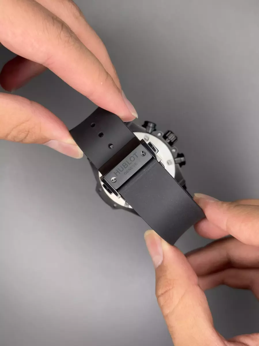 ساعت مچی اوبلو بیگ بنگ قاب کربن بند رابر مشکی Hublot Big Bang