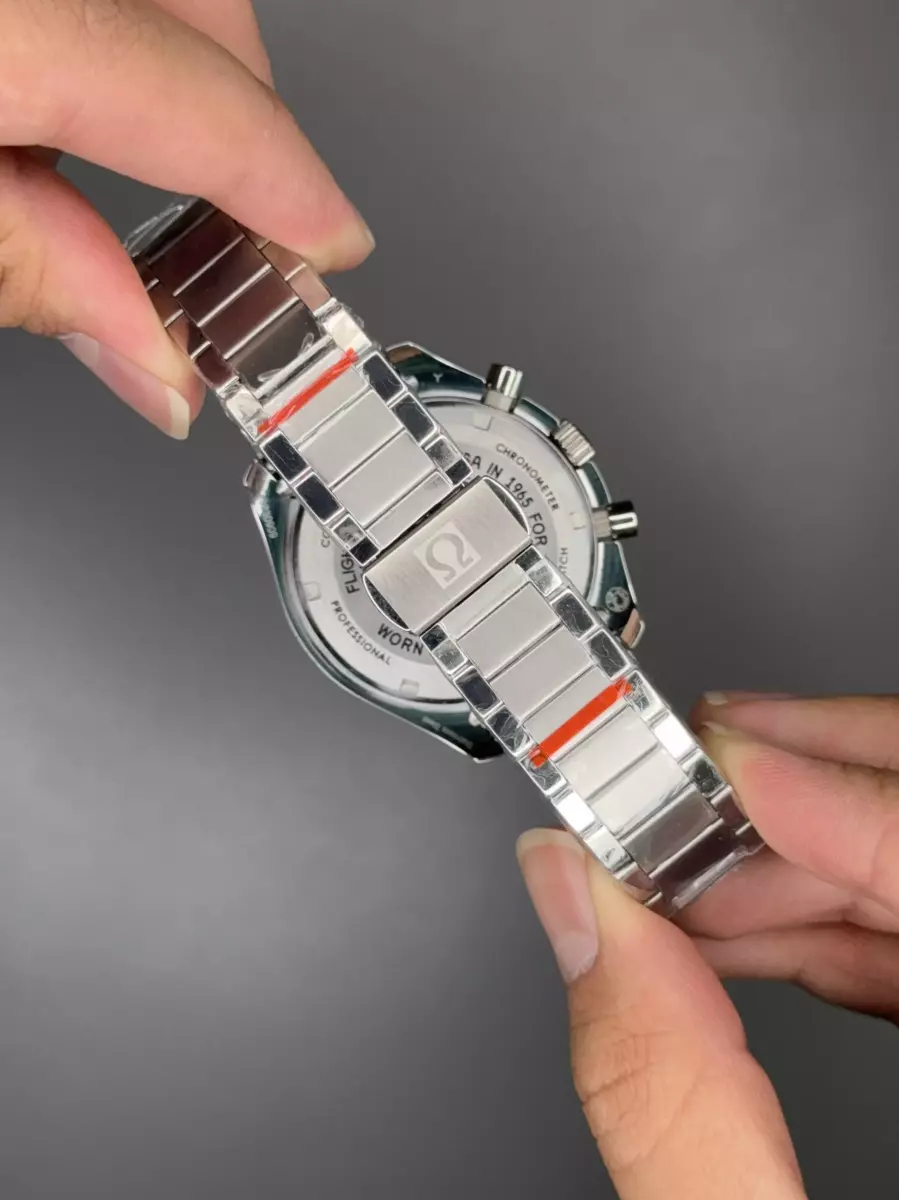 ساعت مچی امگا اسپیدمستر بند سیلور صفحه مشکی Omega Speadmaster