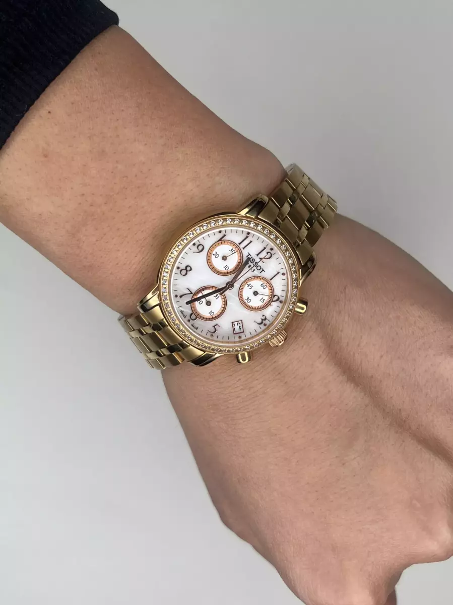 ساعت مچی تیسو کورنوگراف بند فلزی صفحه سفید Tissot 1853