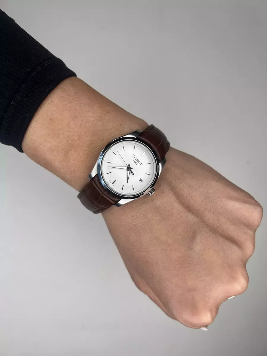 ساعت مچی تیسو بند چرمی قهوه ای صفحه سفید Tissot 1853