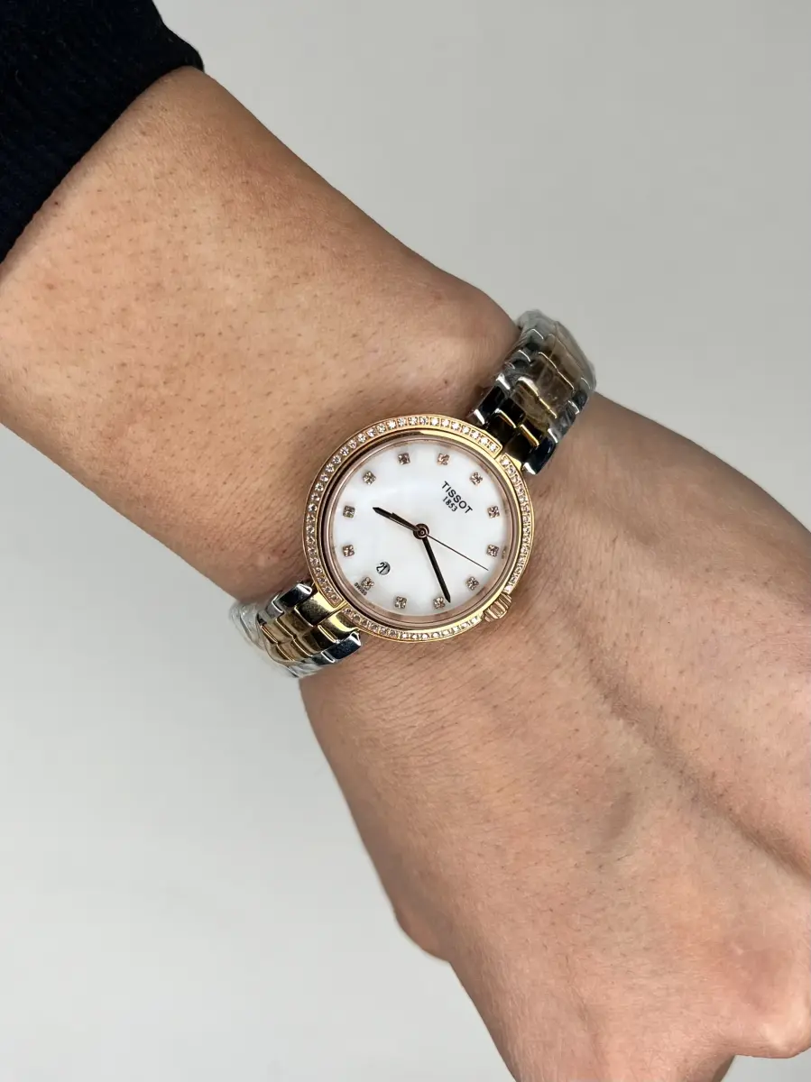 ساعت مچی تیسو قاب نگین دار سیلور رزگلد Tissot 1853