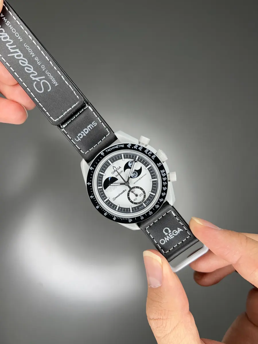 ساعت مچی امگا سواچ ماموریت به زمین مشکی Omega x Swatch Mision to the Earthphase