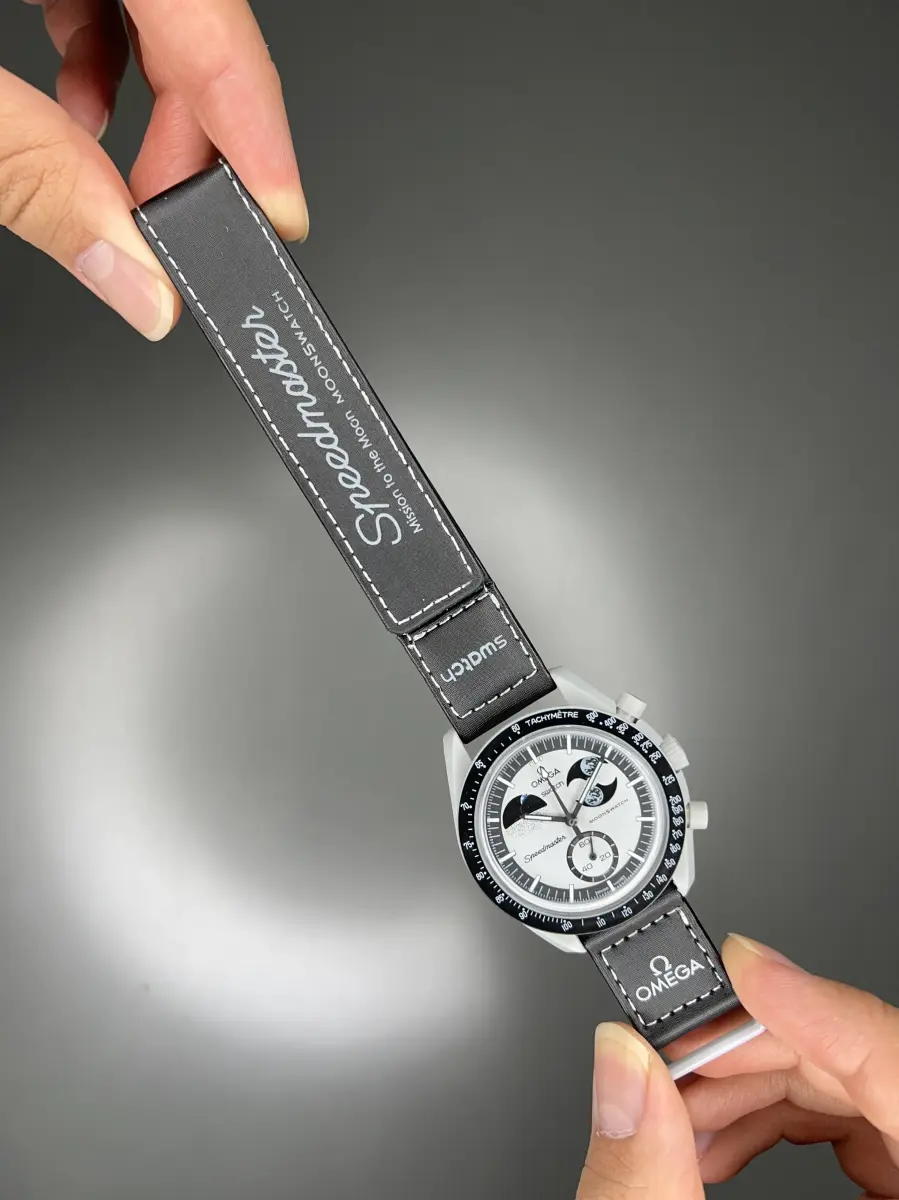ساعت مچی امگا سواچ ماموریت به زمین مشکی Omega x Swatch Mision to the Earthphase