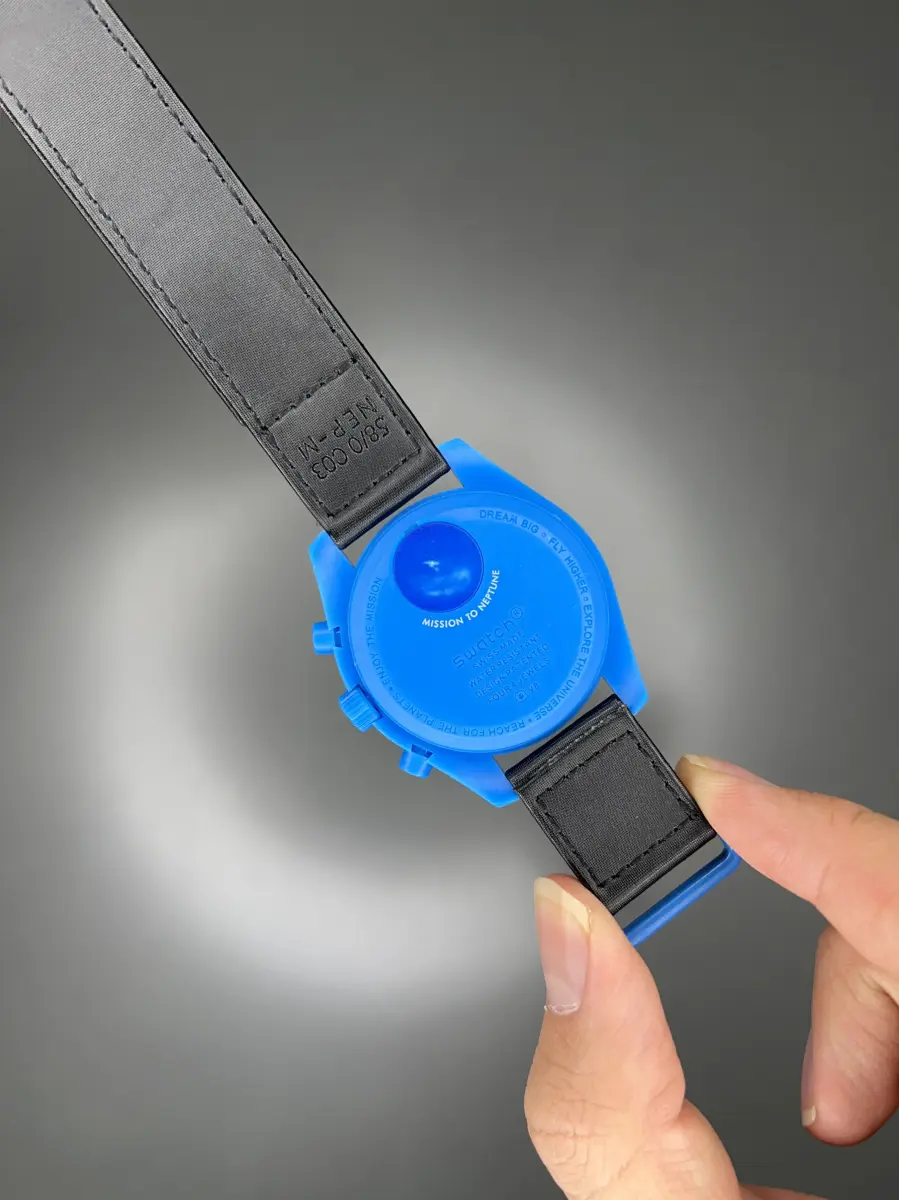 ساعت مچی امگا سواچ ماموریت به نپتون عقربه طلایی Omega x Swatch Mision to the Neptune
