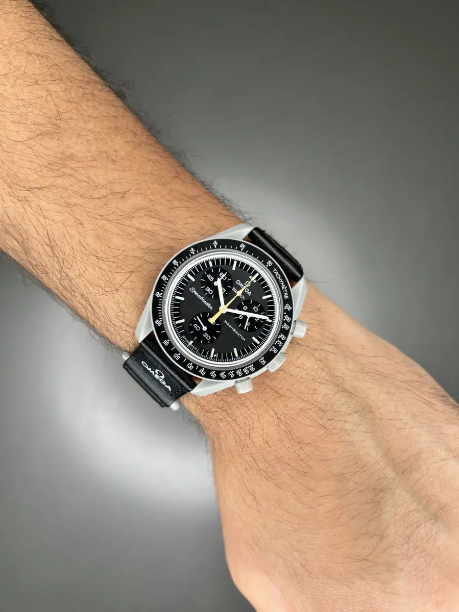 ساعت مچی امگا سواچ ماموریت به ماه عقربه طلایی Omega x Swatch Mision to the Moon