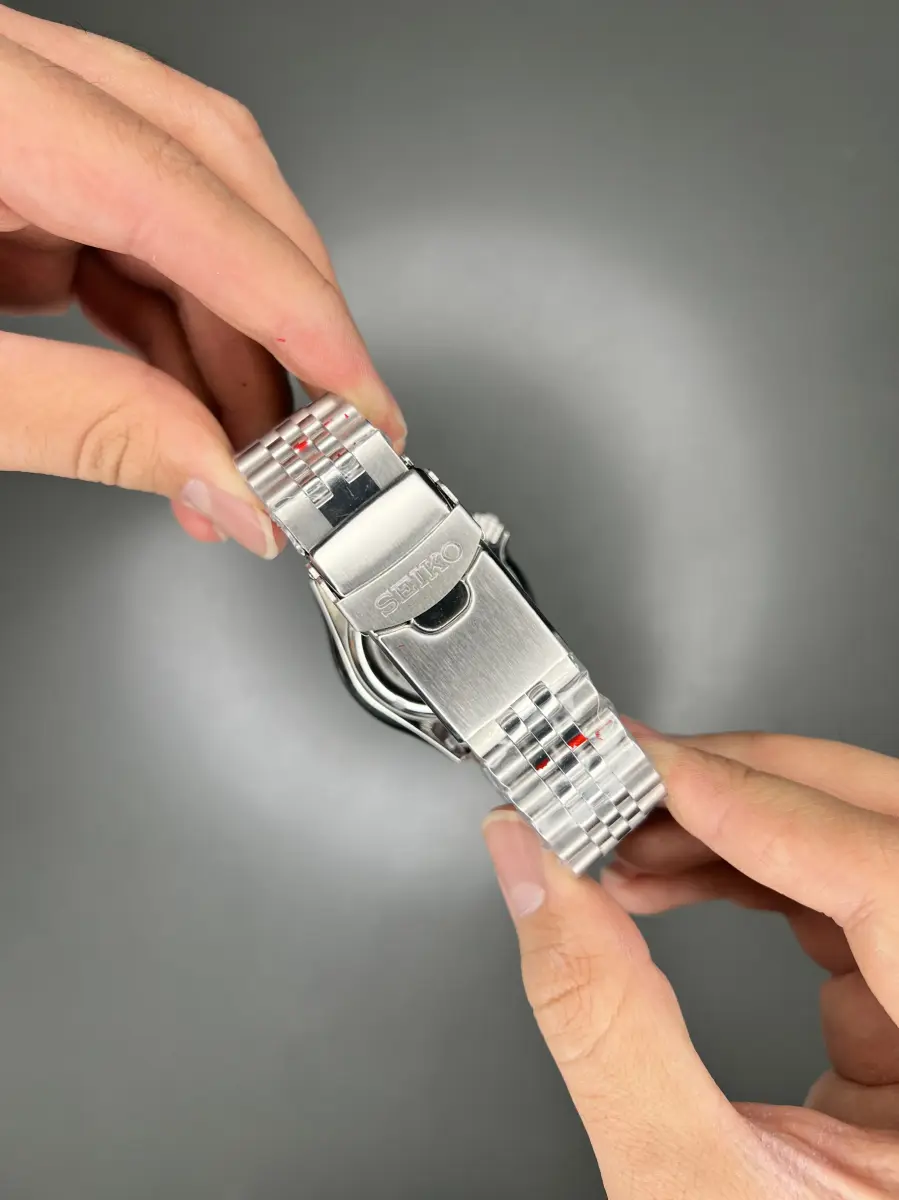 ساعت مچی سیکو 5 بند سیلور صفحه سرمه ای Seiko 5 GMT