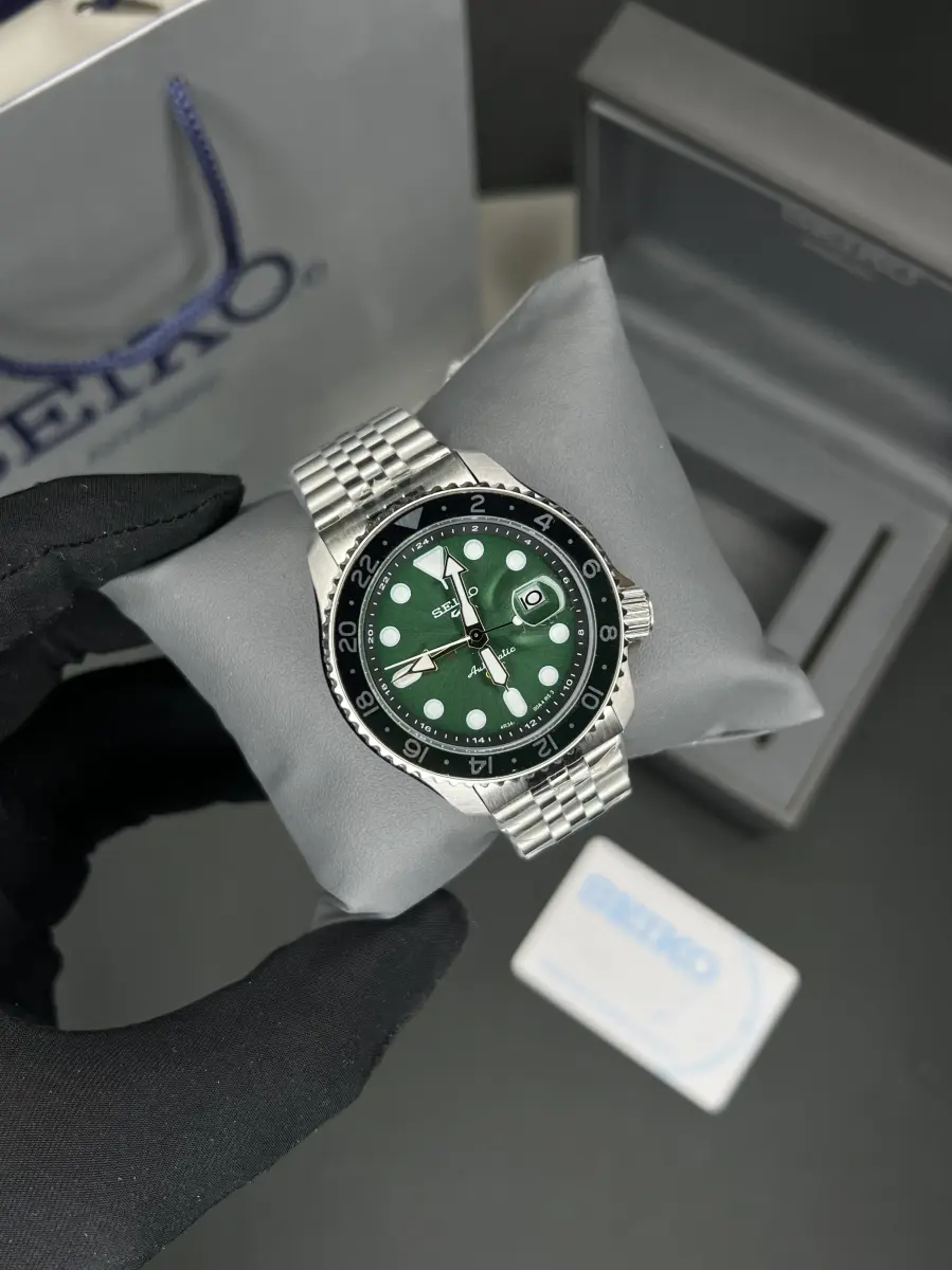 ساعت مچی سیکو 5 بند سیلور صفحه سبز Seiko 5 GMT