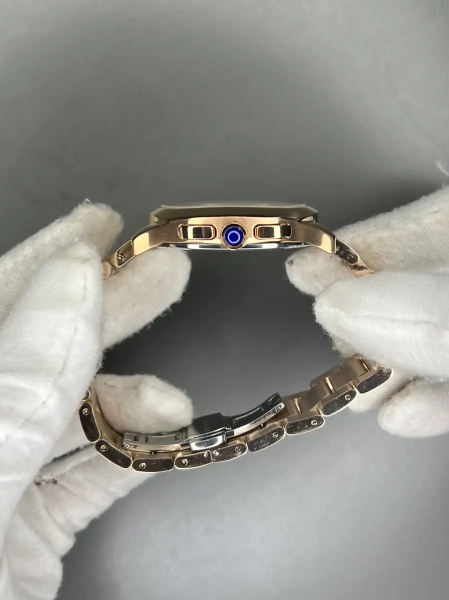 ساعت مچی کارتیه کورنوگراف بند رزگلد صفحه سفید Cartier