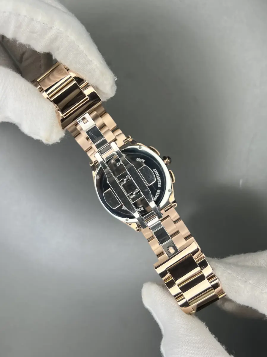 ساعت مچی کارتیه کورنوگراف بند رزگلد صفحه سفید Cartier