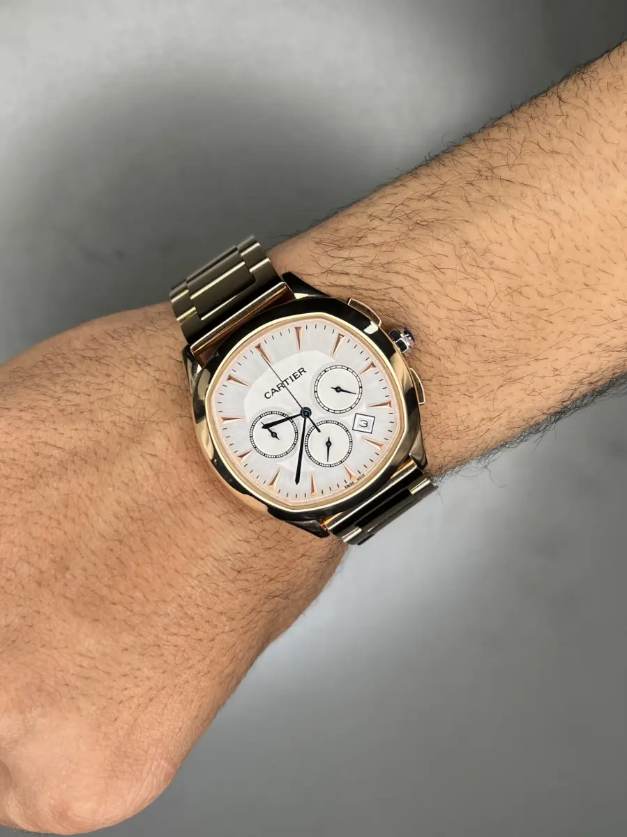 ساعت مچی کارتیه کورنوگراف بند رزگلد صفحه سفید Cartier