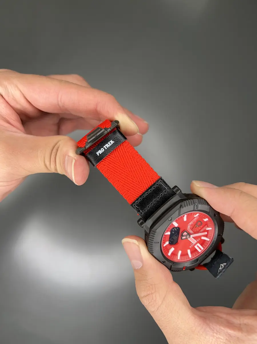 ساعت مچی کاسیو جی شاک پرو ترک قرمز Casio G-shock Protrek