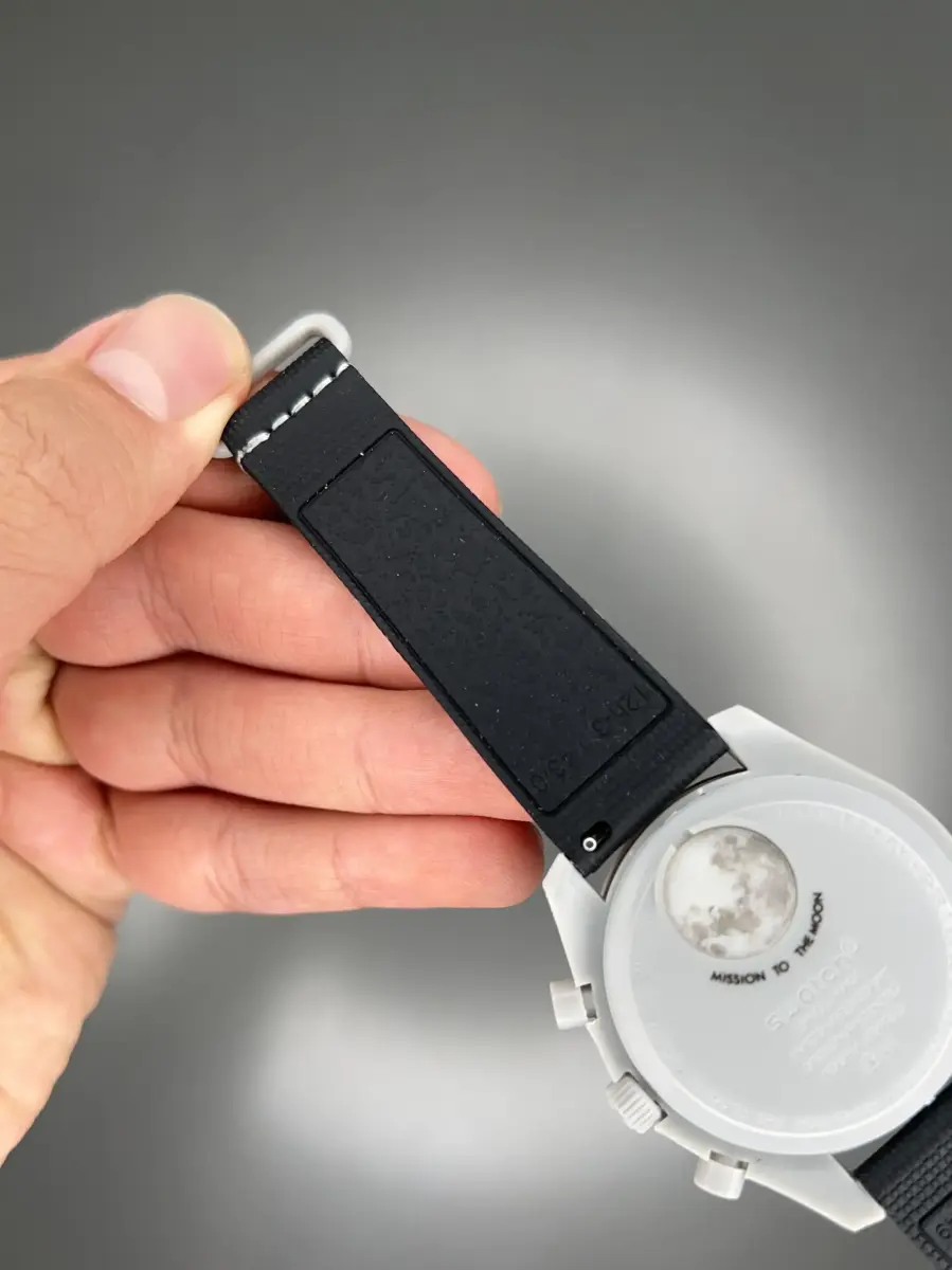 ساعت مچی امگا سواچ بند رابر ماموریت به ماه Omega x Swatch Mision to the Moon Rubber