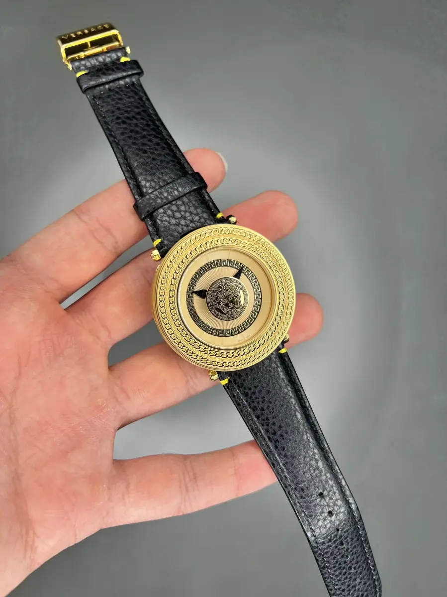 ساعت مچی ورساچه صفحه طرحدار قاب طلایی چرمی طلایی Versace