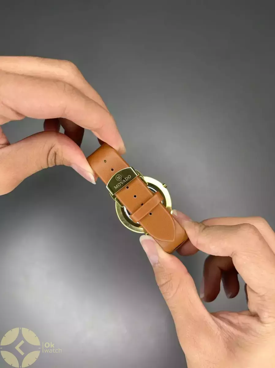 ساعت مچی موادو قهوه ای صفحه طلایی Movado