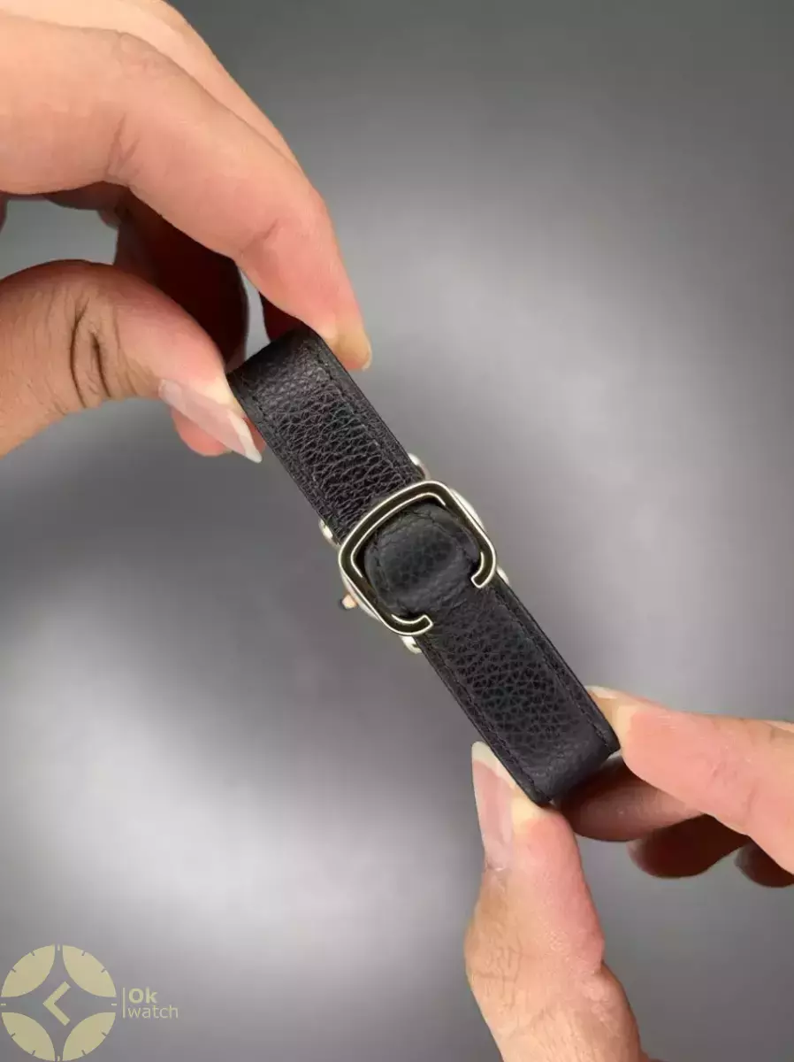 ساعت مچی کارتیه صفحه سفید بند چرمی مشکی Cartier