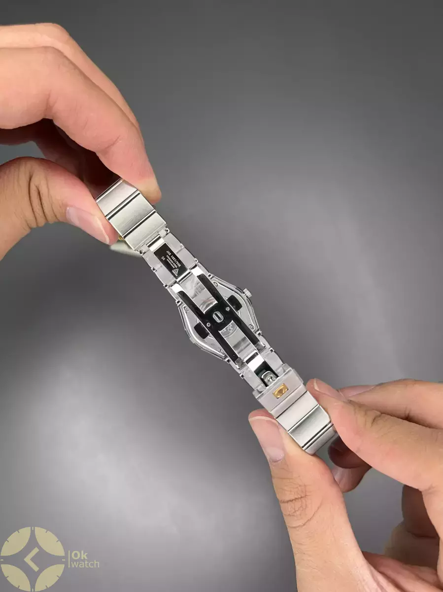 ساعت مچی امگا کانستلیشن بند سیلور صفحه تیفانی Omega Constellation