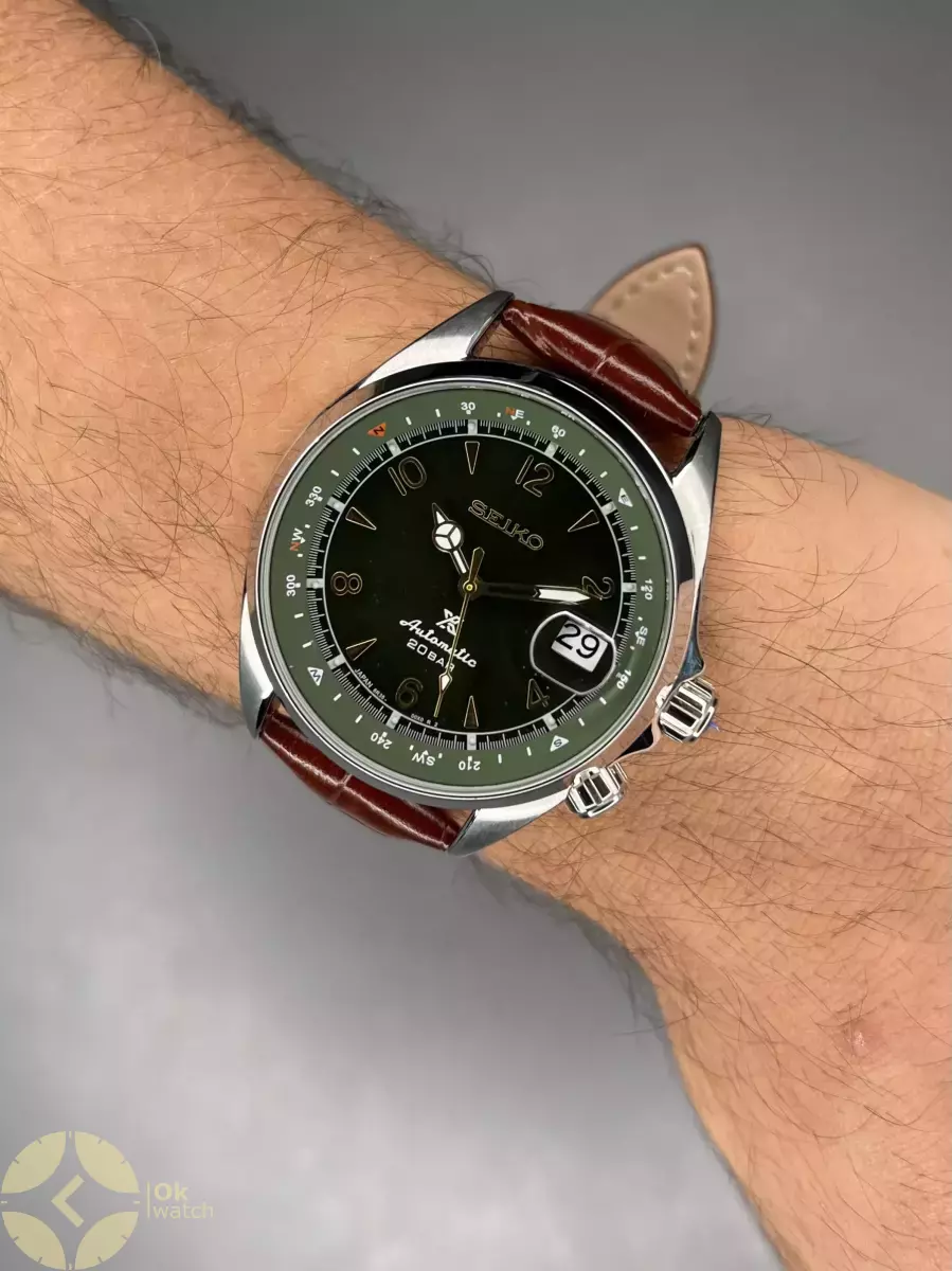 ساعت مچی سیکو کلاسیک بند چرمی قهوه ای صفحه سبز Seiko