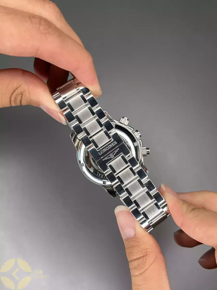 ساعت مچی لونژین کورنوگراف بند سیلور صفحه مشکی Longines