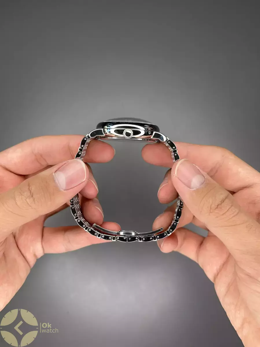 ساعت مچی ورساچه طرحدار بند سیلور صفحه سفید Versace