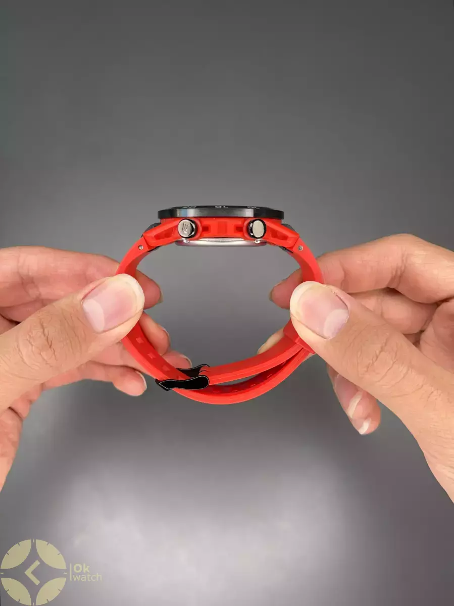 ساعت مچی کاسیو ادیفایس بند رابر قرمز Casio Edifice