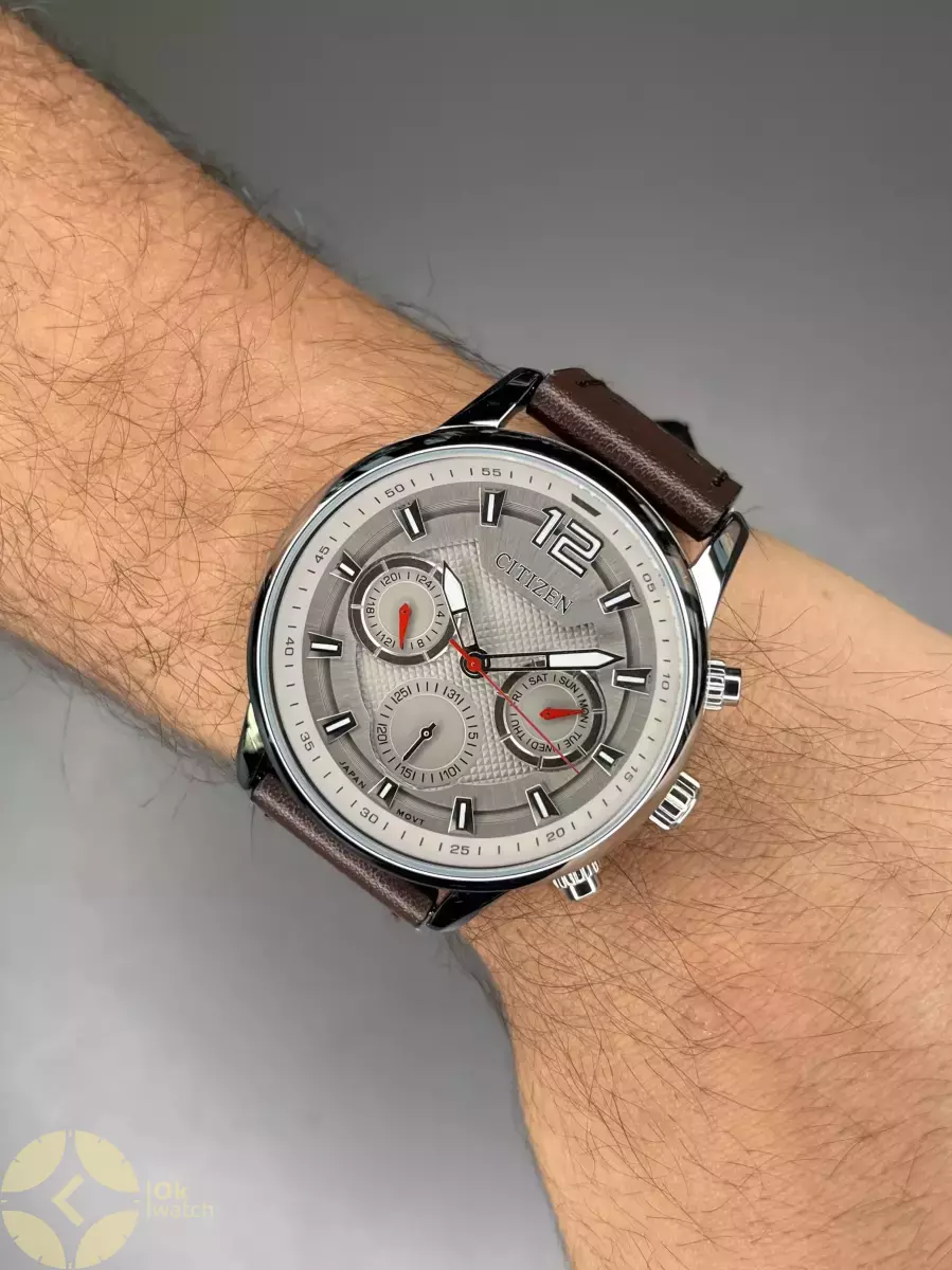 ساعت مچی سیتیزن کورنوگراف بند چرمی قهوه ای Citizen