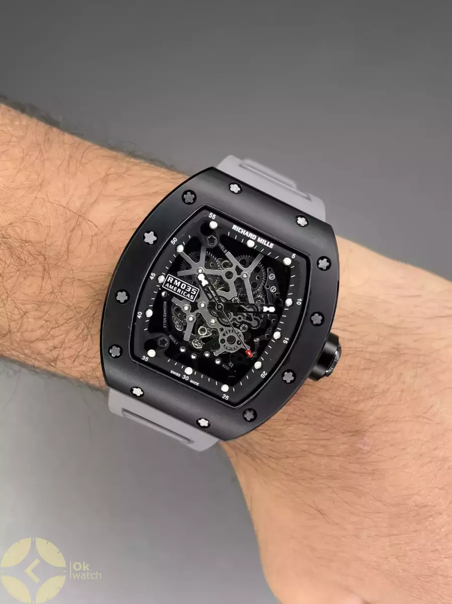 ساعت مچی ریچارد میل صفحه اسکلتون قاب کربن بند رابر طوسی Richard Mille