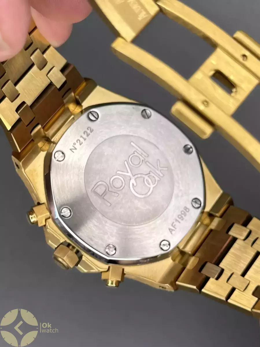 ساعت مچی اودمار پیگه کورنوگراف بند طلایی صفحه سفید Audemars Piguet