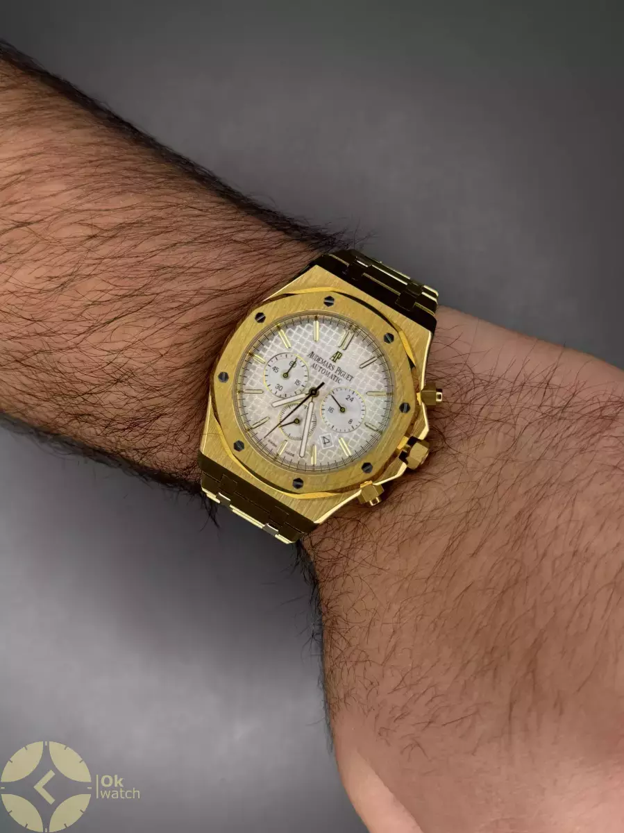 ساعت مچی اودمار پیگه کورنوگراف بند طلایی صفحه سفید Audemars Piguet