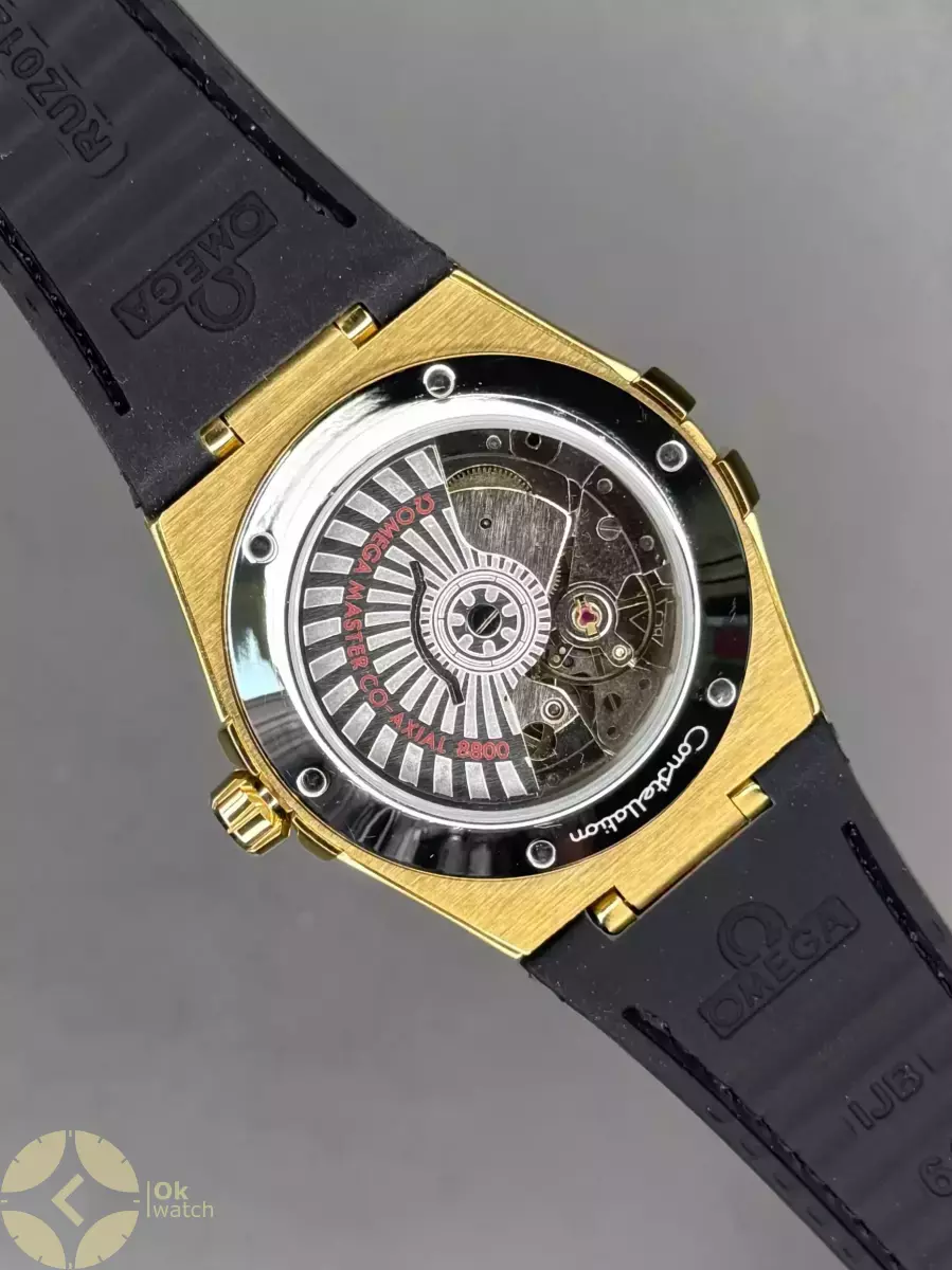 ساعت مچی امگا کانستلیشن قاب طلایی صفحه سفید Omega Constellation