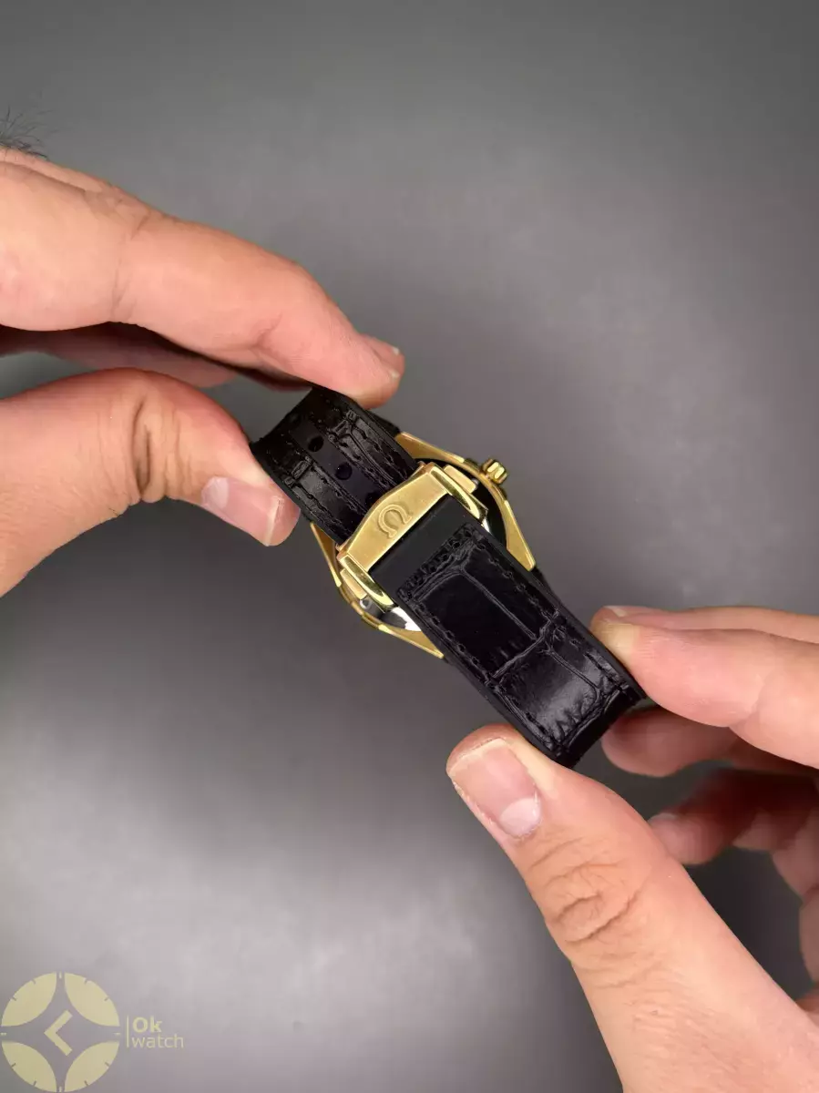 ساعت مچی امگا کانستلیشن قاب طلایی صفحه سفید Omega Constellation