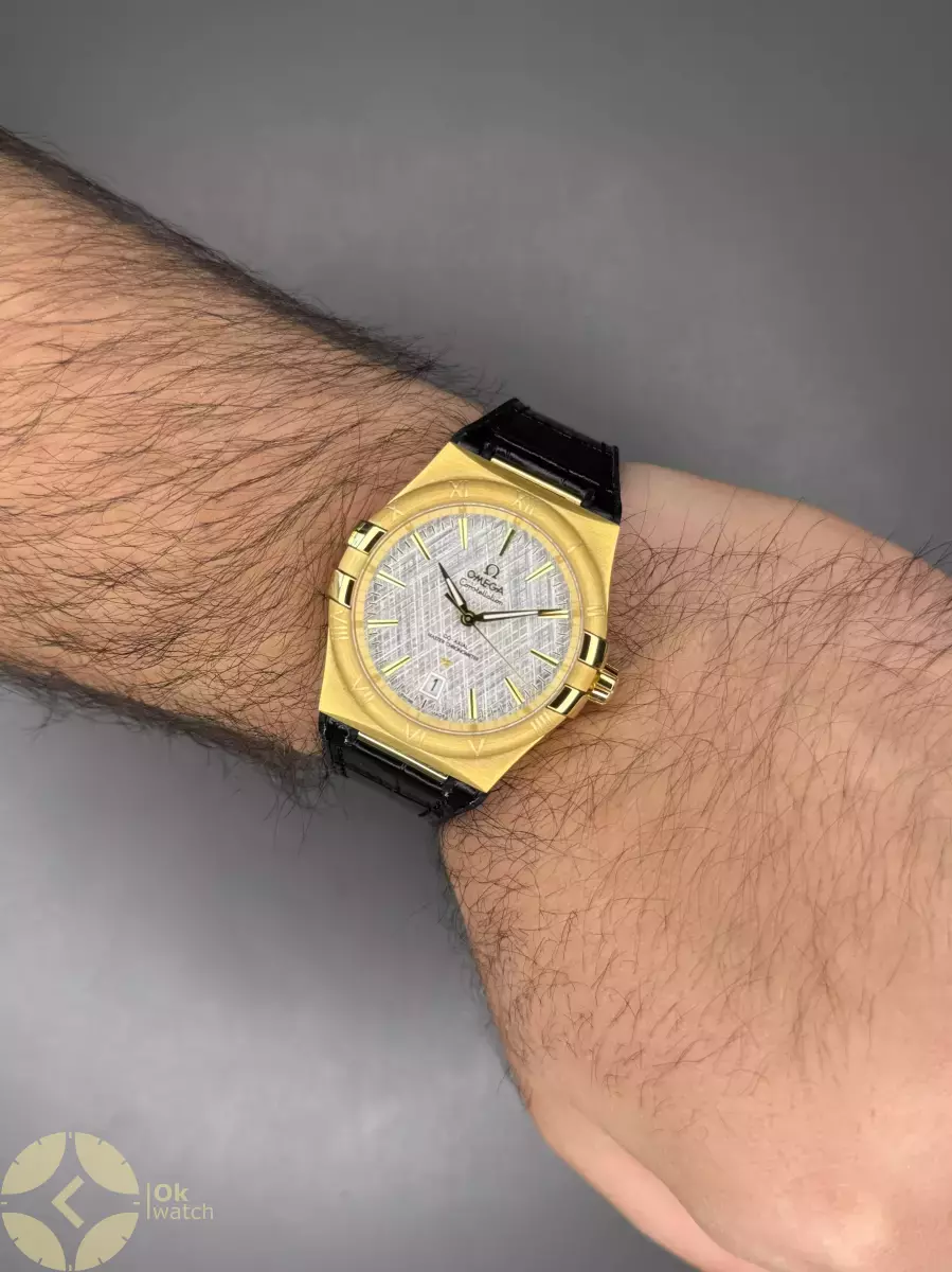 ساعت مچی امگا کانستلیشن قاب طلایی صفحه سفید Omega Constellation